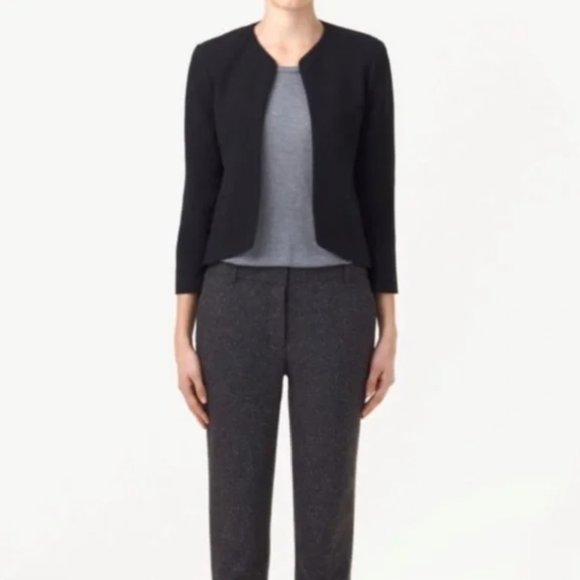 WILFRED | Equis Cropped Collarless Blazer in Black from Aritzia (Size 4) - Picture 2 of 9